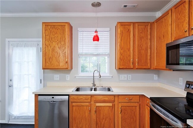 Building Photo - 512 Colwick Ln