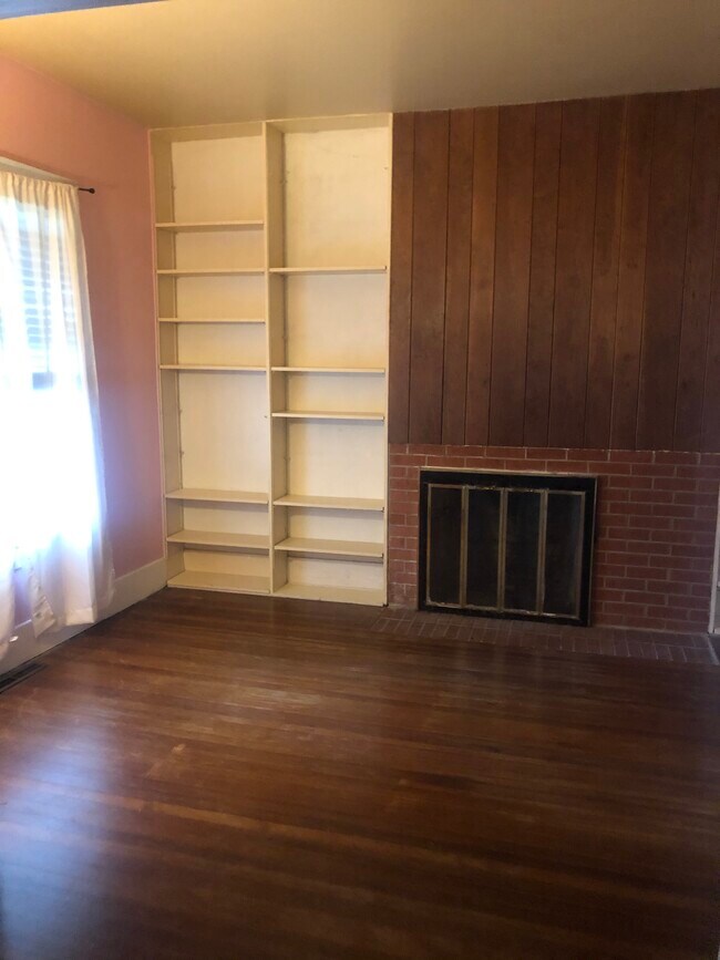 Building Photo - 1515 Ross St