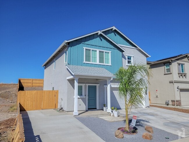 Building Photo - MOVE IN SPECIALL!!! $1000 OFF FIRST MONTH'S RENT!