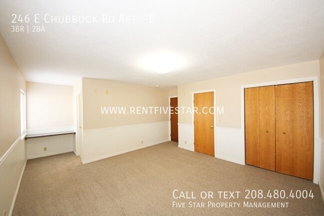 Building Photo - 246 E Chubbuck Rd