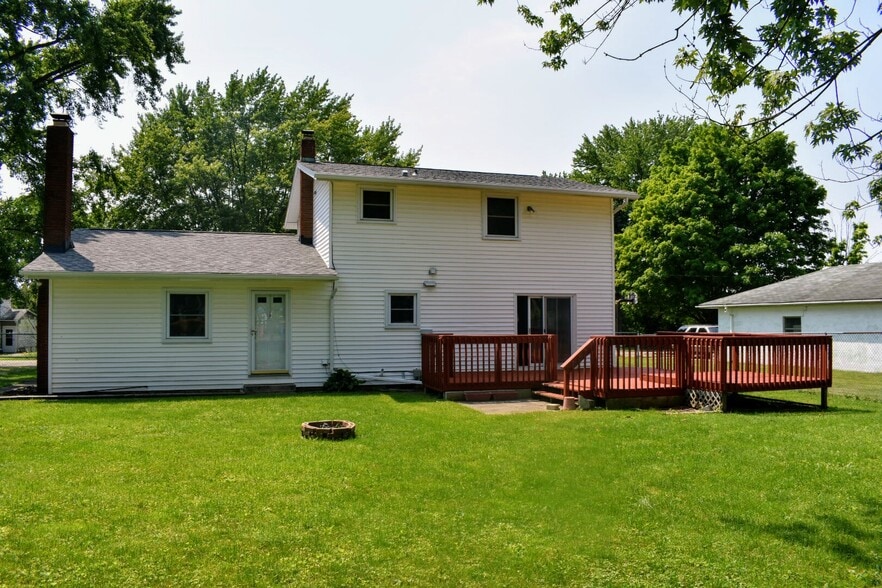 Building Photo - 220 OHIO ST