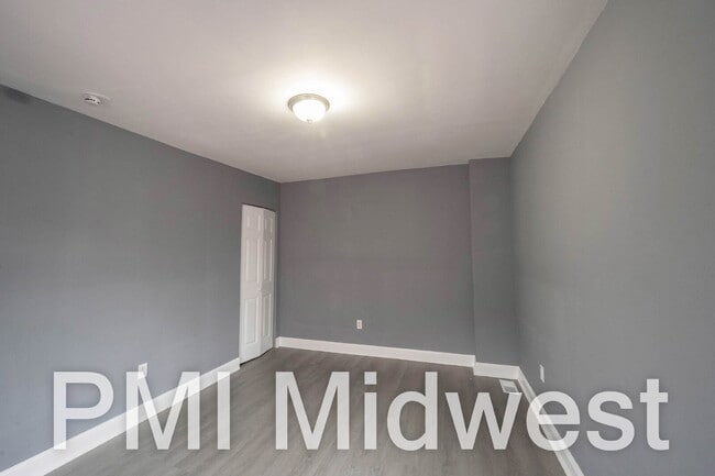 Building Photo - 117 N Colorado Ave