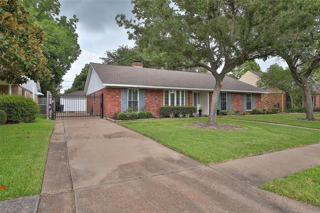 Building Photo - 5822 Cheena Dr