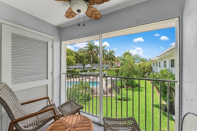 Building Photo - 207 Tropic Isle Dr