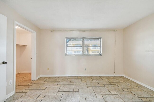 Building Photo - 610 Indian Rocks Rd N