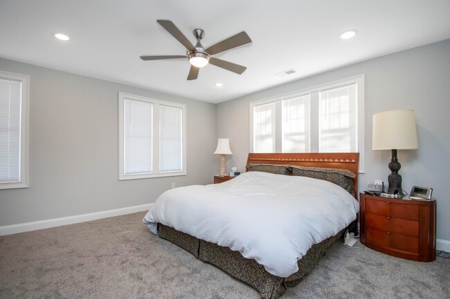 Building Photo - 3 Arlington Rd