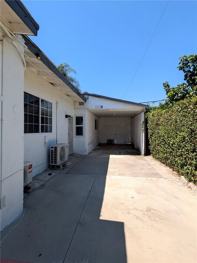 Building Photo - 11125 Freer Ave