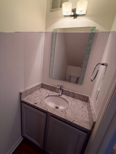 Building Photo - 1458 Barton Place Dr