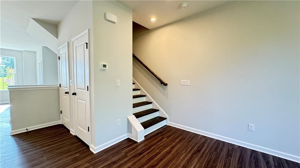 Building Photo - 1475 Creekside Cir NW