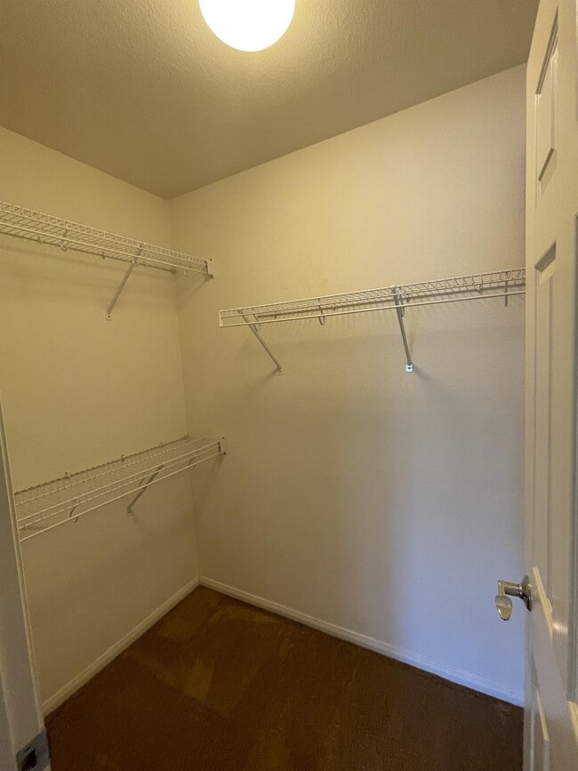 Building Photo - 300 Tesoro Gln