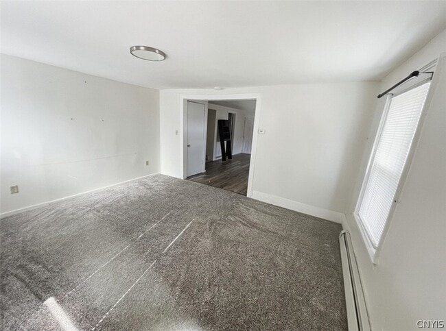 Building Photo - 24 W Main St