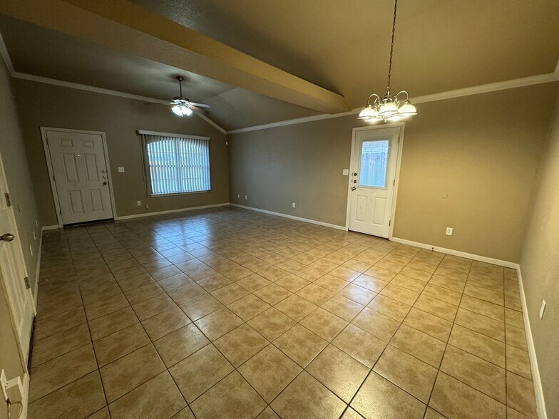 Building Photo - 1212 Powder River Dr