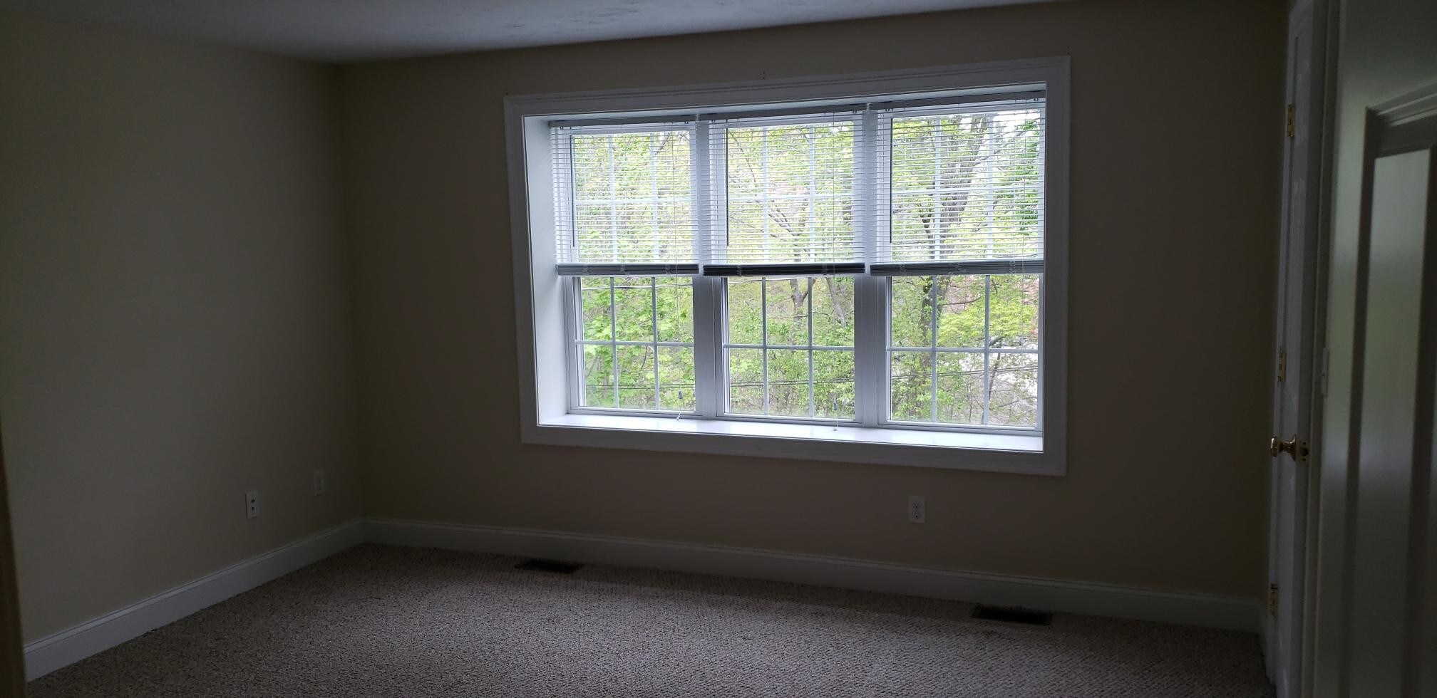 Building Photo - 83 Mechanic St