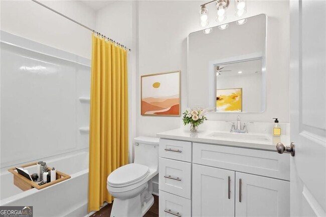 Building Photo - 195 W Lake Ave NW