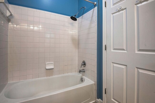 Building Photo - 18806 Harmony Woods Ln