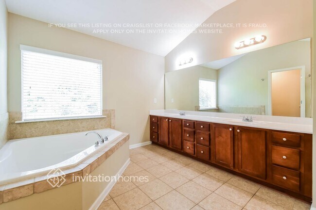 Building Photo - 2229 Park Estates Ln SW