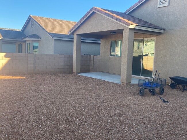 Building Photo - 343 Berwick Pl