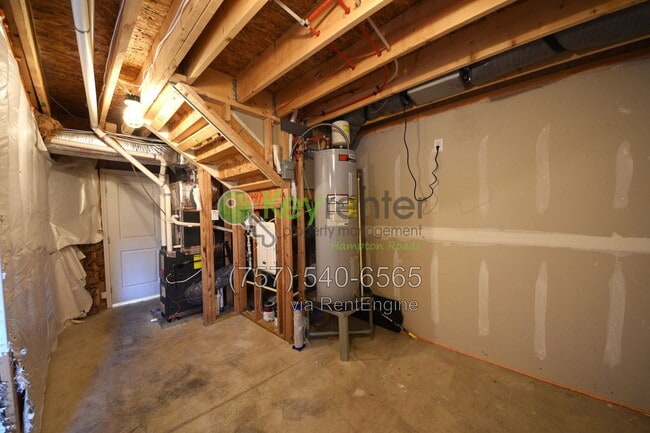 Building Photo - 49 Manilla Cir