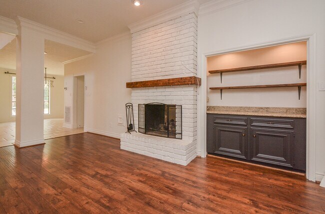 Building Photo - 8010 White Marsh Ct