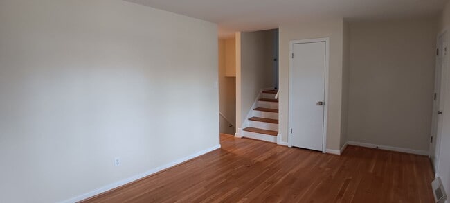 Building Photo - Christiansburg, 3 BR / 2.5 BA, Available Now