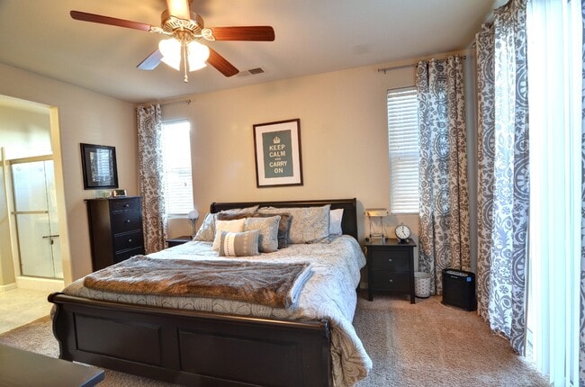 Building Photo - Harlan Ranch Home for Lease -