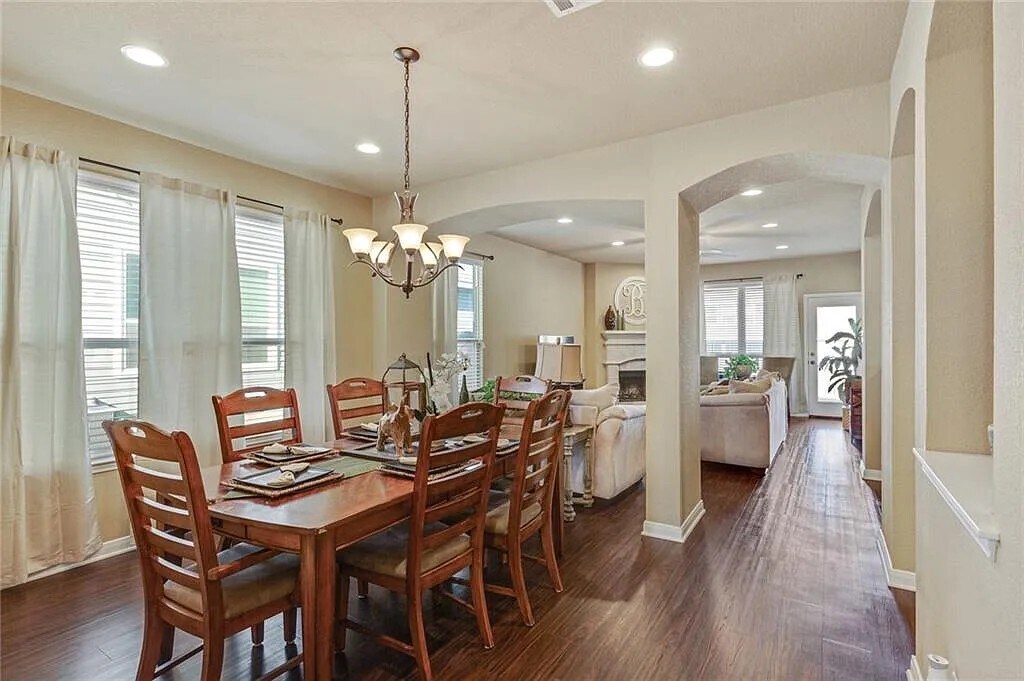 Building Photo - 10709 Burnham Dr