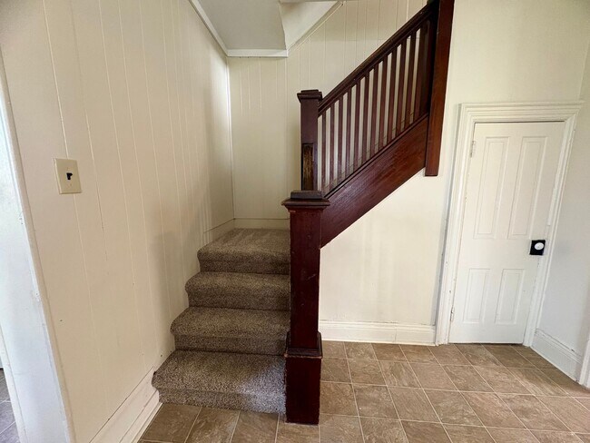 Building Photo - 539-541 S Market St