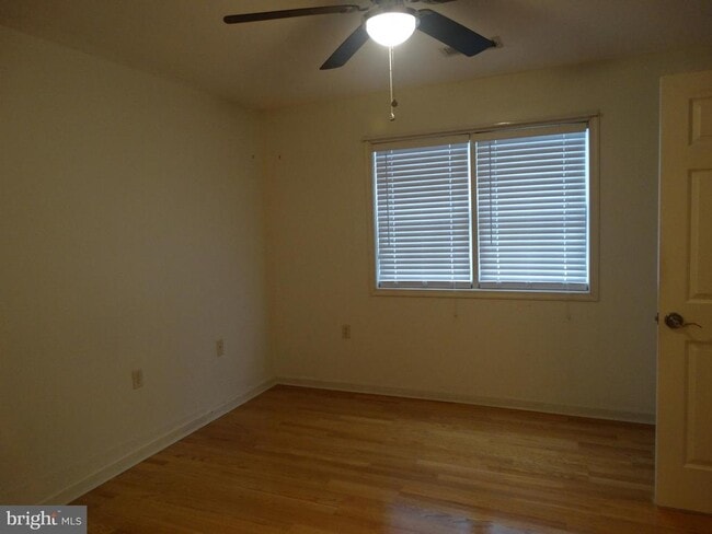 Building Photo - 11400 Nicole Dr