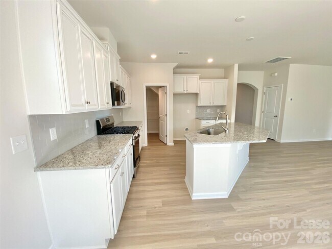 Building Photo - 1016 Whipcord Dr