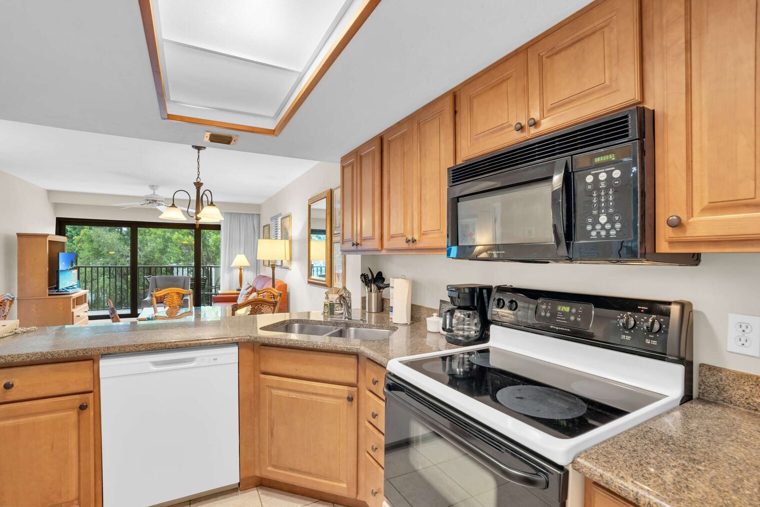 Building Photo - 600 Neapolitan Way