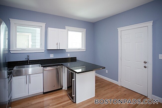 Building Photo - 173 Rindge Ave