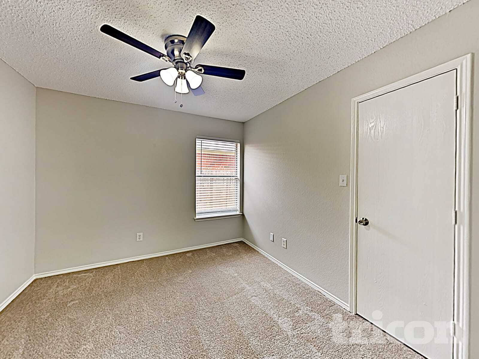 Building Photo - 2308 Stagecoach St