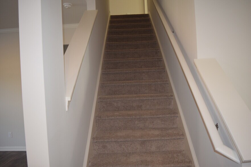Building Photo - 4680 Trefoil Path