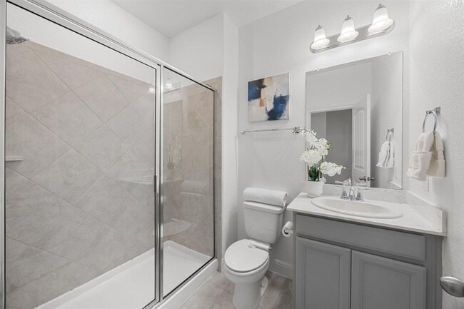 Building Photo - 5501 La Canada Wy