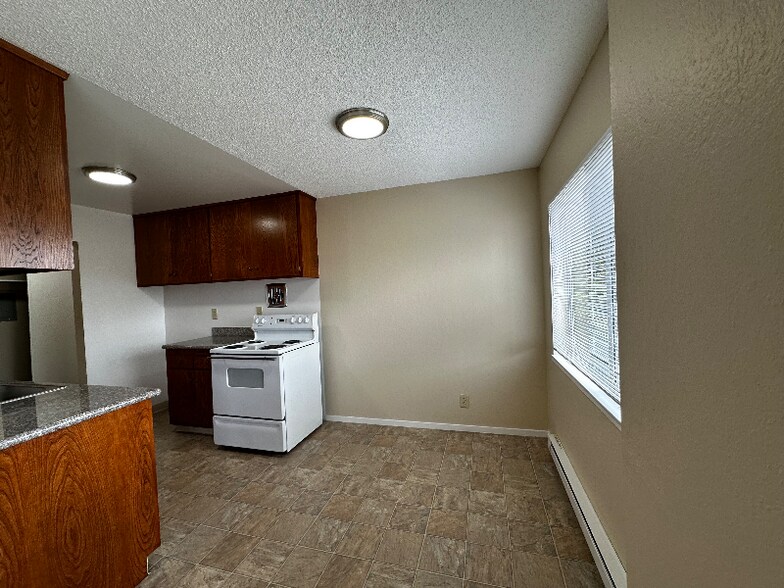 Building Photo - 200 Fairmount Ave