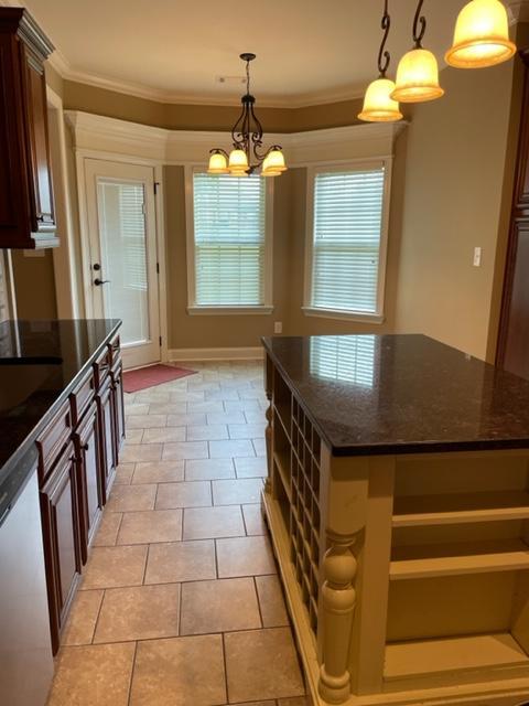 Building Photo - 2102 Hiwassee Dr