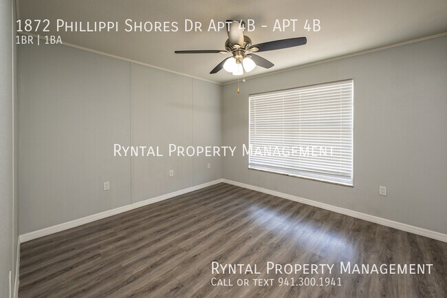 Building Photo - 1872 Phillippi Shores Dr