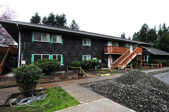 Building Photo - Duck Country - Wilsonville Heights Apartments