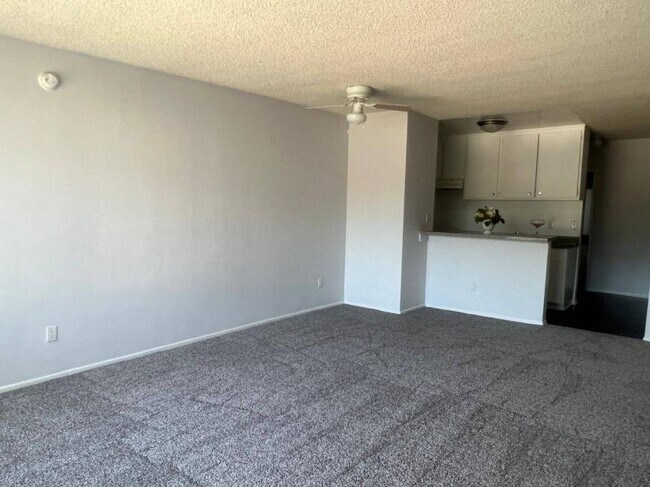 Building Photo - 0.0 bedroom in Los Angeles California 91343