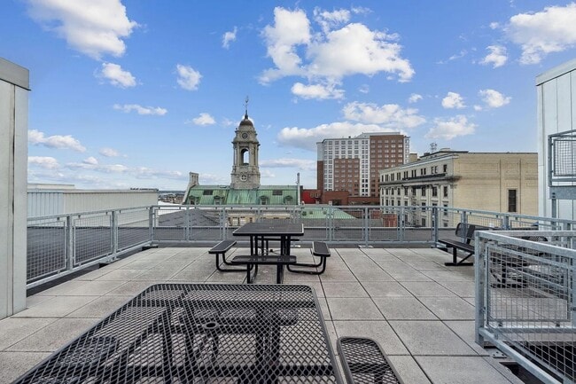Building Photo - Penthouse Condo in Downtown Portland Peninsula