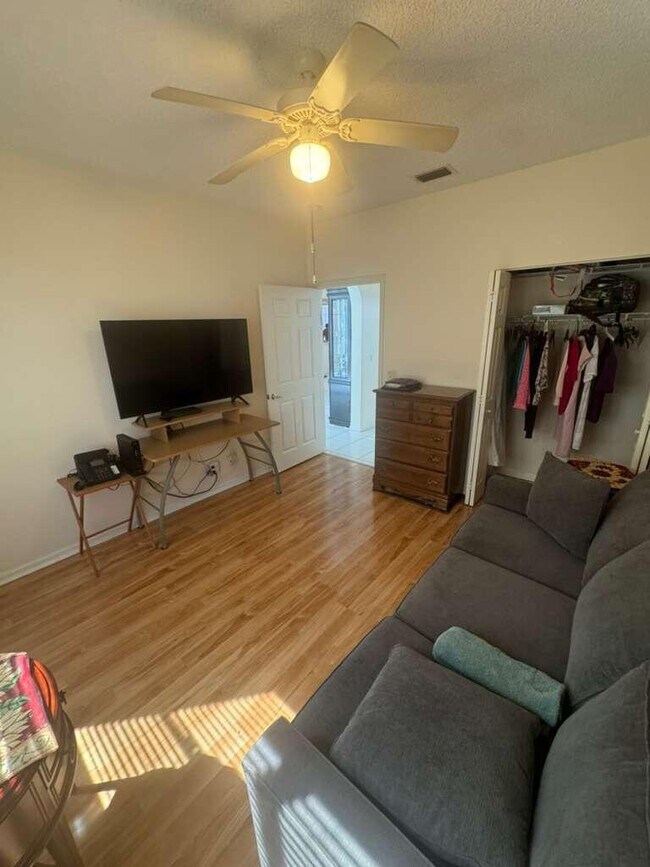 Building Photo - 7874 Laina Ln