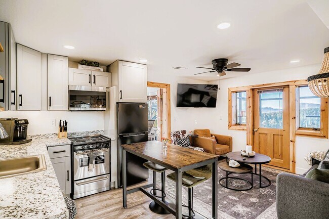 Building Photo - 13203 S Wamblee Valley Rd