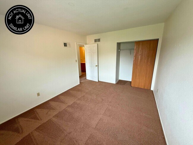 Building Photo - 903 Southwest Blvd