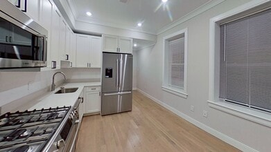Building Photo - Room Rental-No Broker Fee