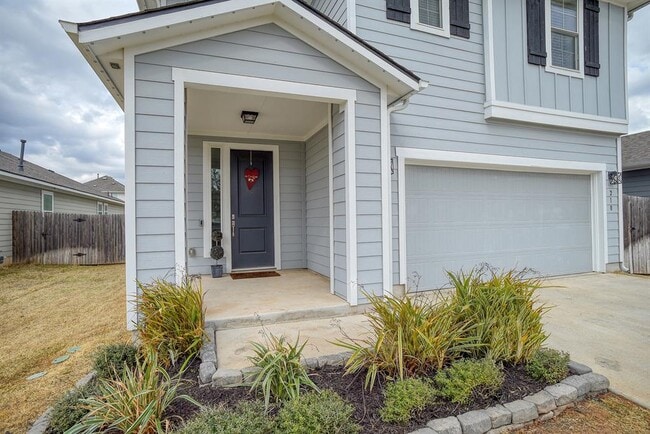 Building Photo - 210 Cold Spg Lp