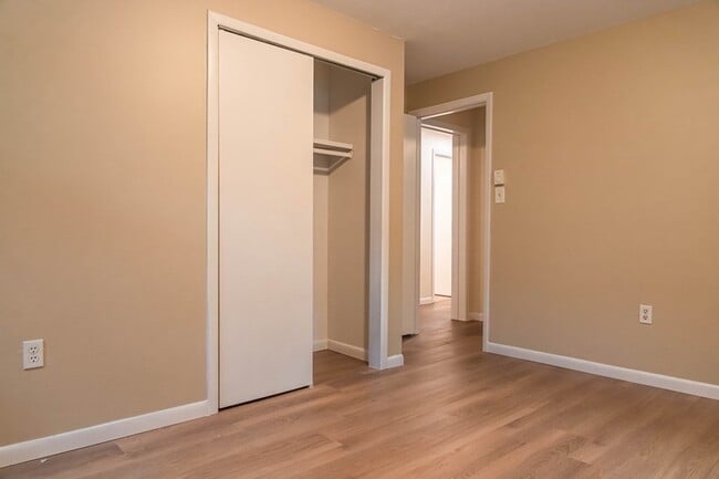 Building Photo - 144 Blanchard Rd