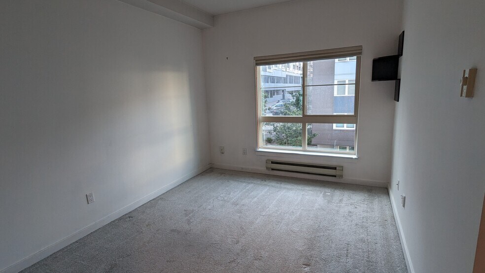Building Photo - 701 Galer St