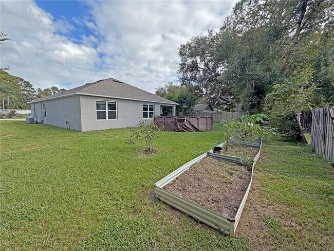 Building Photo - 2920 Blackburn Ave