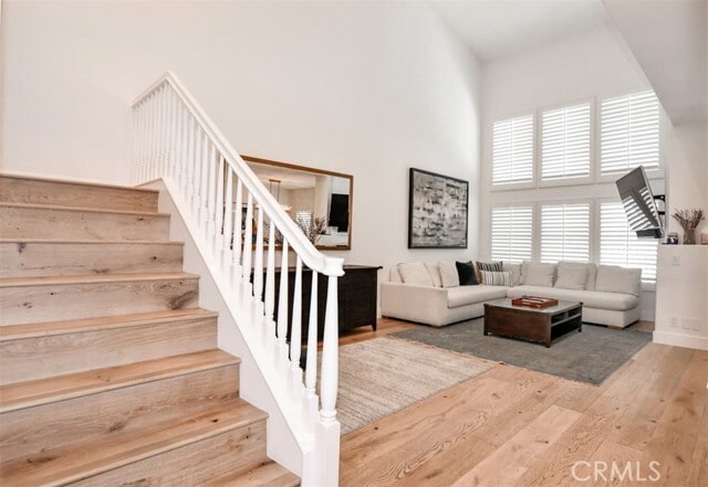 Building Photo - 44 Anjou