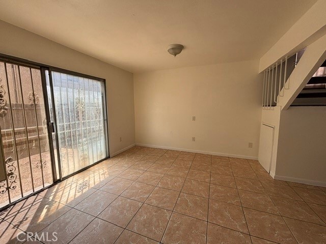 Building Photo - 7925 Midhurst Dr